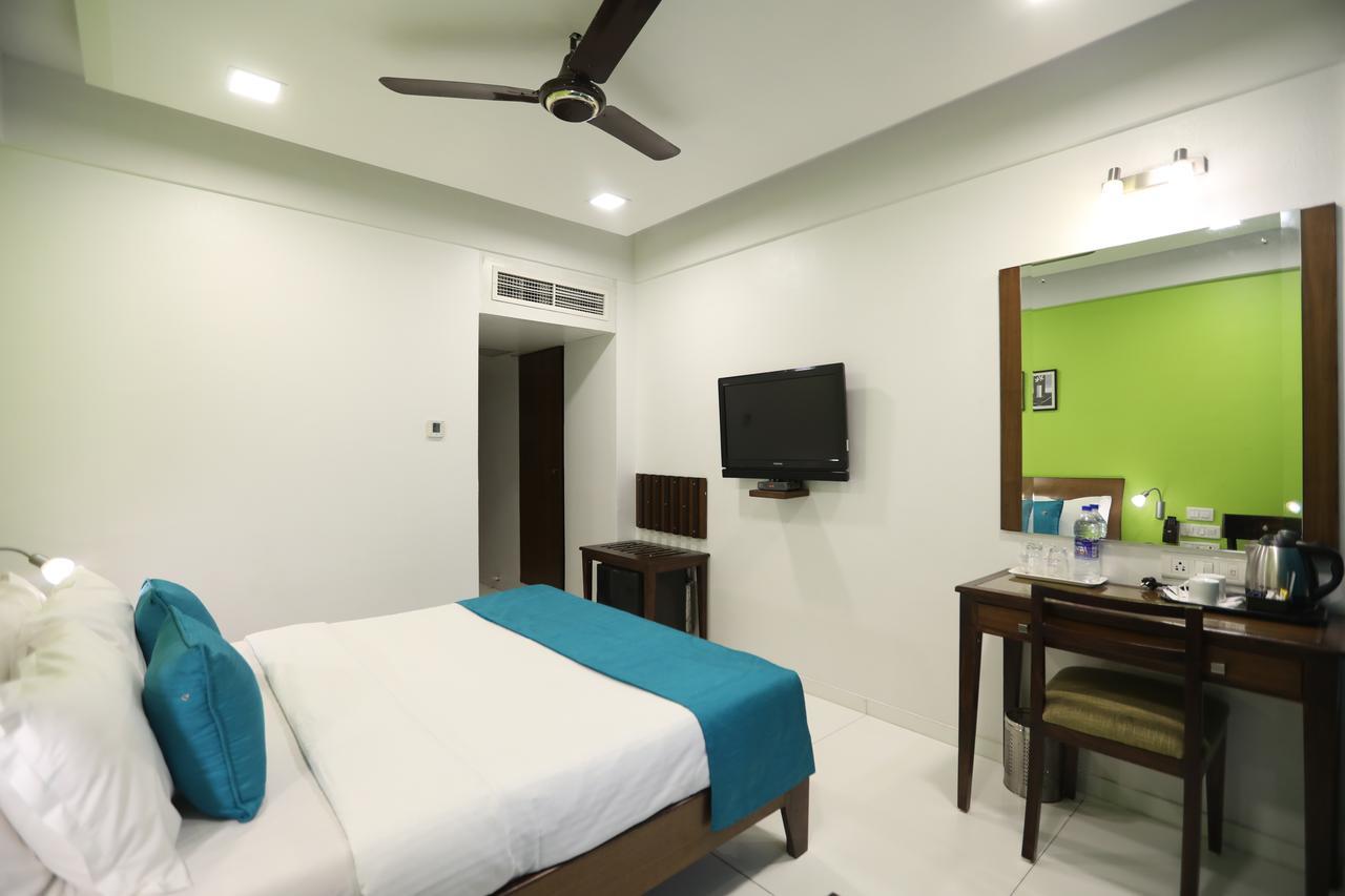 Citizen Hotel Mumbai Exterior photo